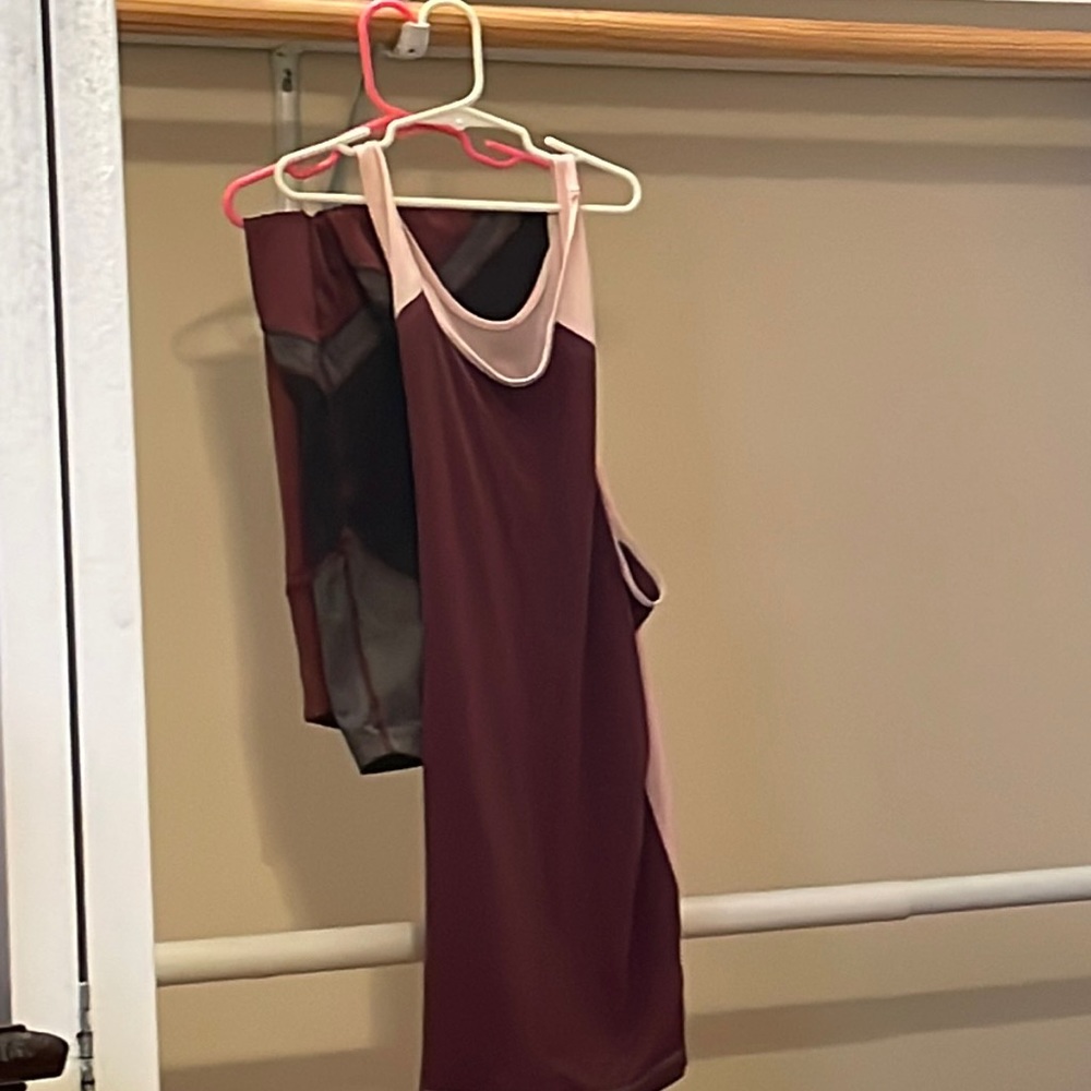 Tank top and workout leggings